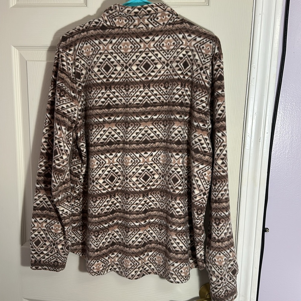 Maurice’s Fleece - Picture 5 of 5